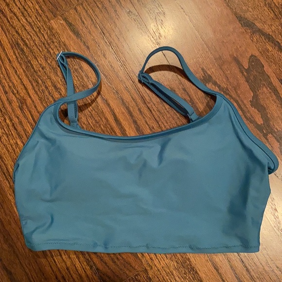 unlisted (hollister, aerie, forever 21, abercrombie, etc.) - Picture 3 of 13